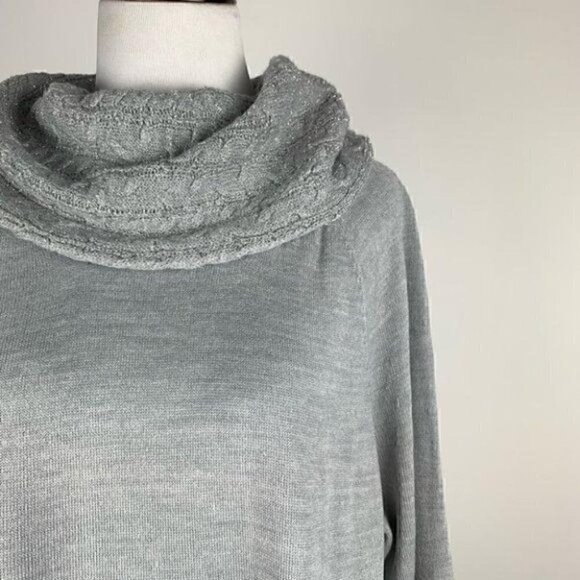 White stag sweater size XL 16-18 Gray metallic - Picture 2 of 8